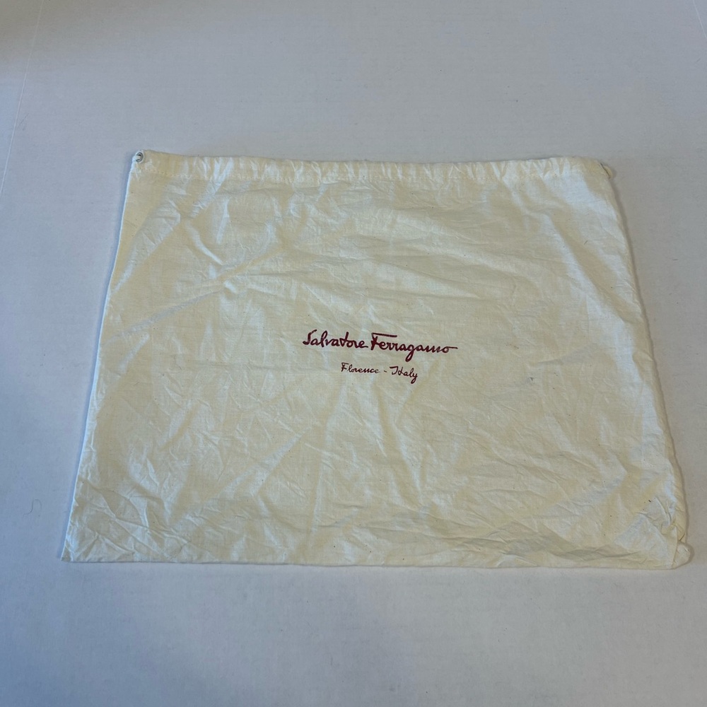 Salvatore Ferragamo‎ dust bag